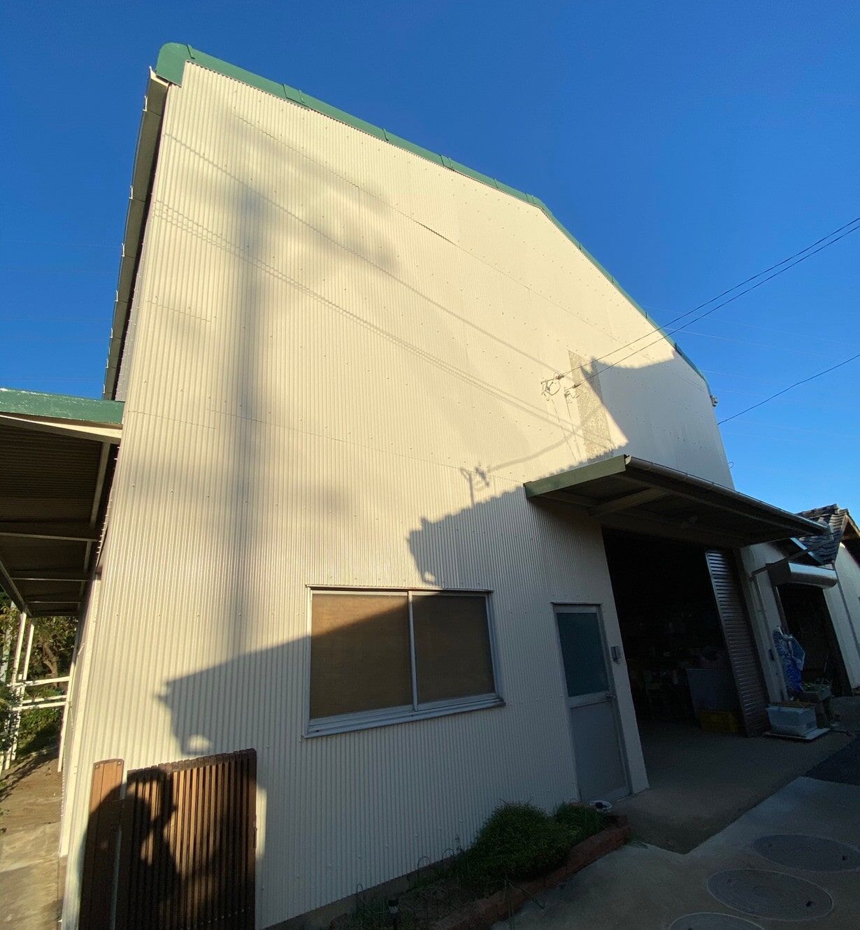 画像1438：三重県津市：屋根塗装～遮熱フッ素塗料で高耐候で落ち着きのあるお家～