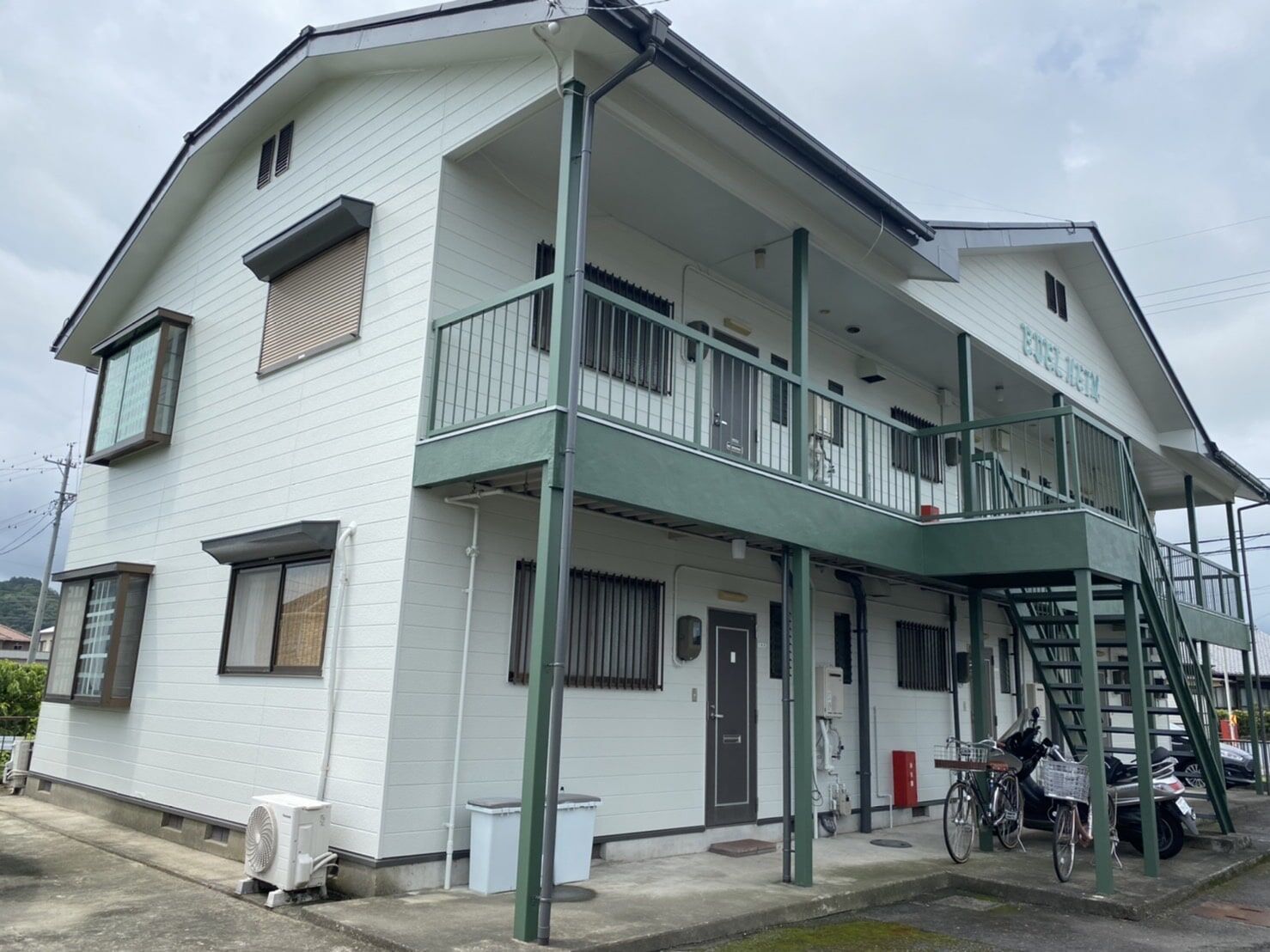 画像1604：三重県津市：屋根塗装～遮熱フッ素塗料で高耐候で落ち着きのあるお家～