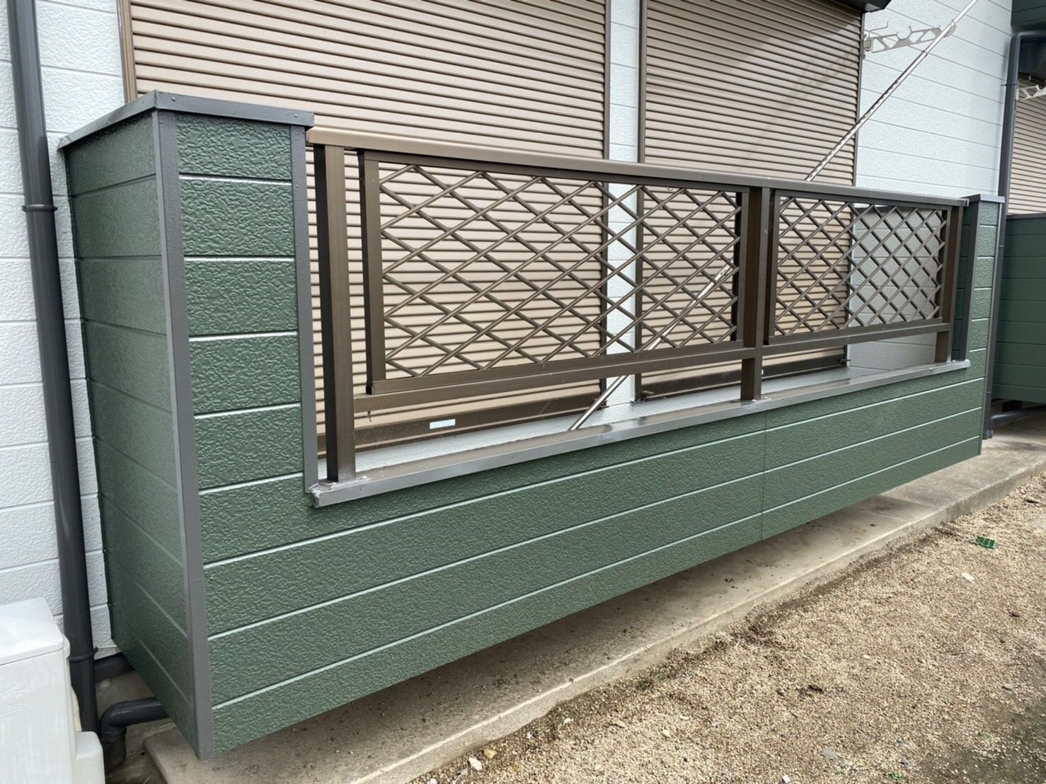 画像1605：三重県津市：屋根塗装～遮熱フッ素塗料で高耐候で落ち着きのあるお家～