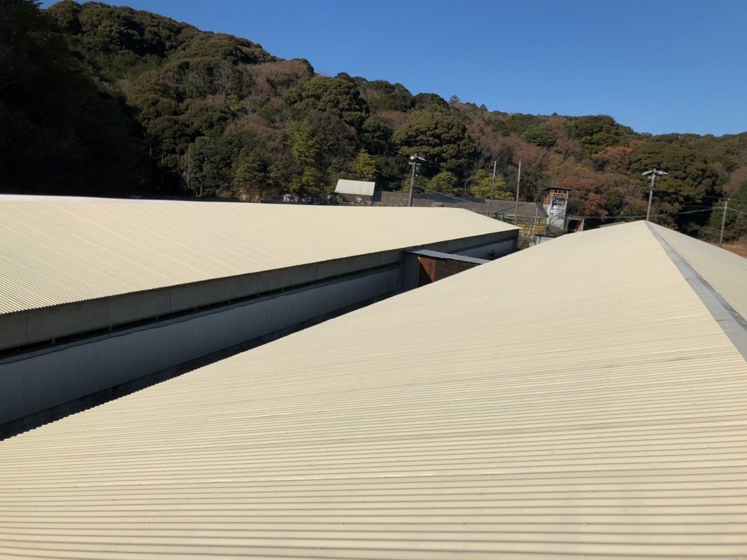 画像1697：三重県津市：屋根塗装～遮熱フッ素塗料で高耐候で落ち着きのあるお家～