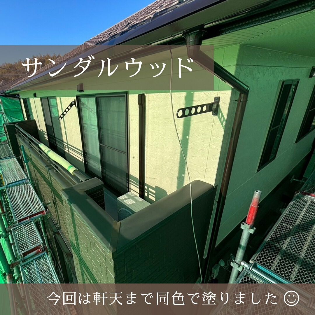 アイアンバーグ×サンダルウッドのツートン外壁でおしゃれ＆高級